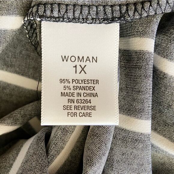 Roz & Ali Surplice Neck Line Vertical Stripe Dress Black White Women’s Size 1X - Picture 7 of 8